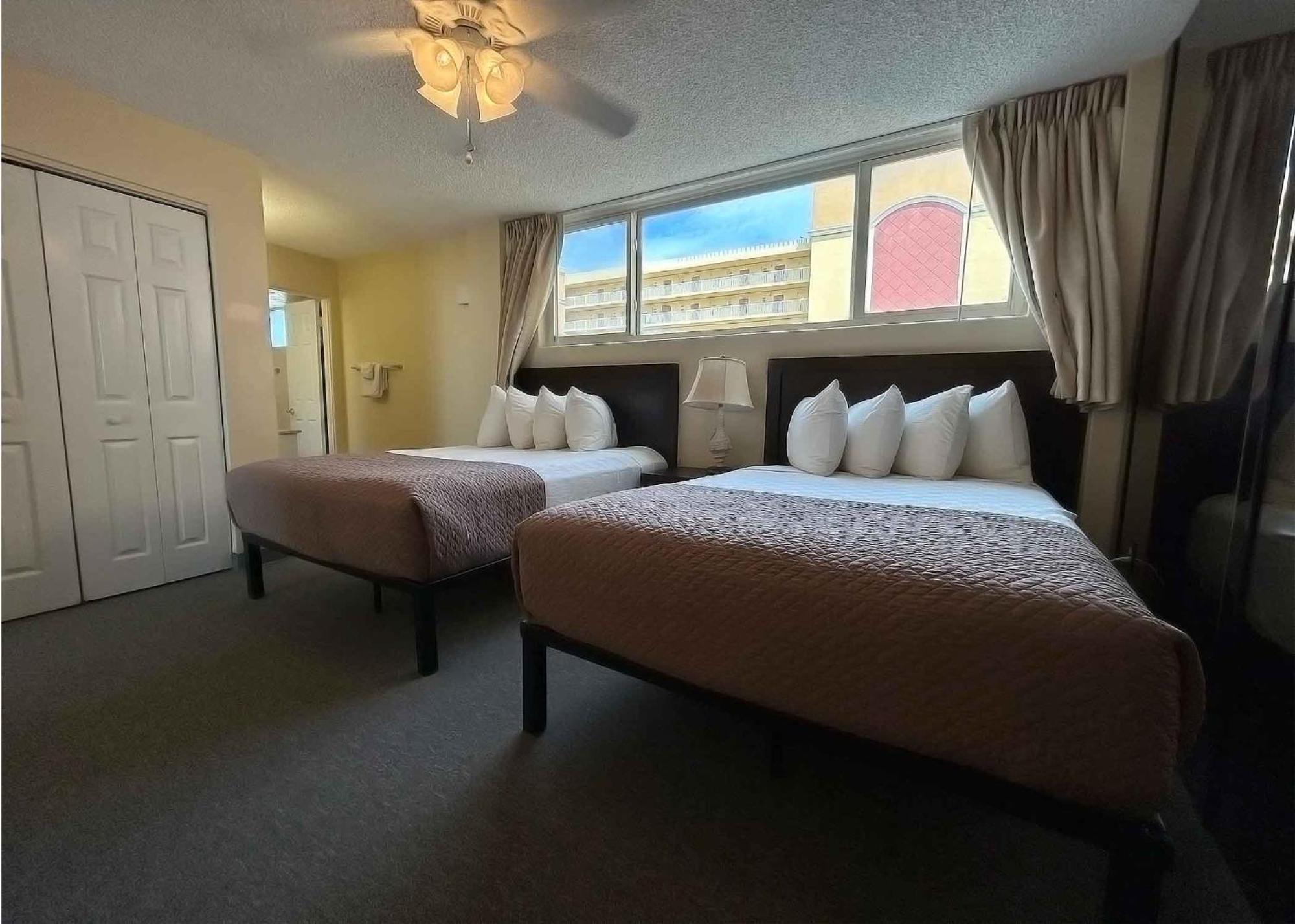 Outrigger Beach Club Resort オーモンド・ビーチ エクステリア 写真